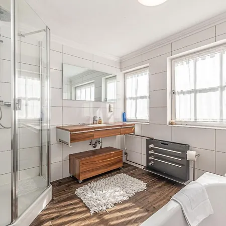 Heimathafen Solituede - Foerdeblick - Komfortable Mit Balkon Und Meerblick Mit 3 Schlafzimmern * Flensburg