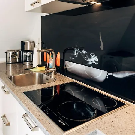 Heimathafen Solituede - Foerdeblick - Komfortable Mit Balkon Und Meerblick Mit 3 Schlafzimmern Apartment Flensburg